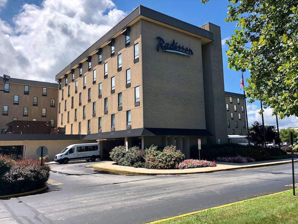 Radisson Hotel Philadelphia Northeast Trevose Exterior photo