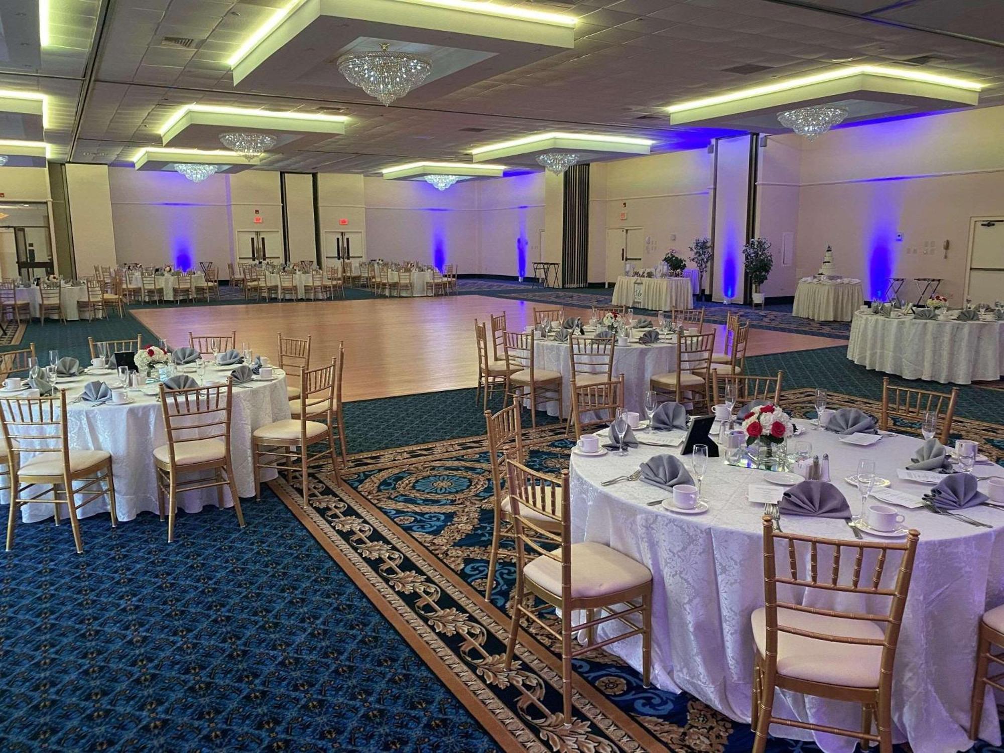 Radisson Hotel Philadelphia Northeast Trevose Exterior photo
