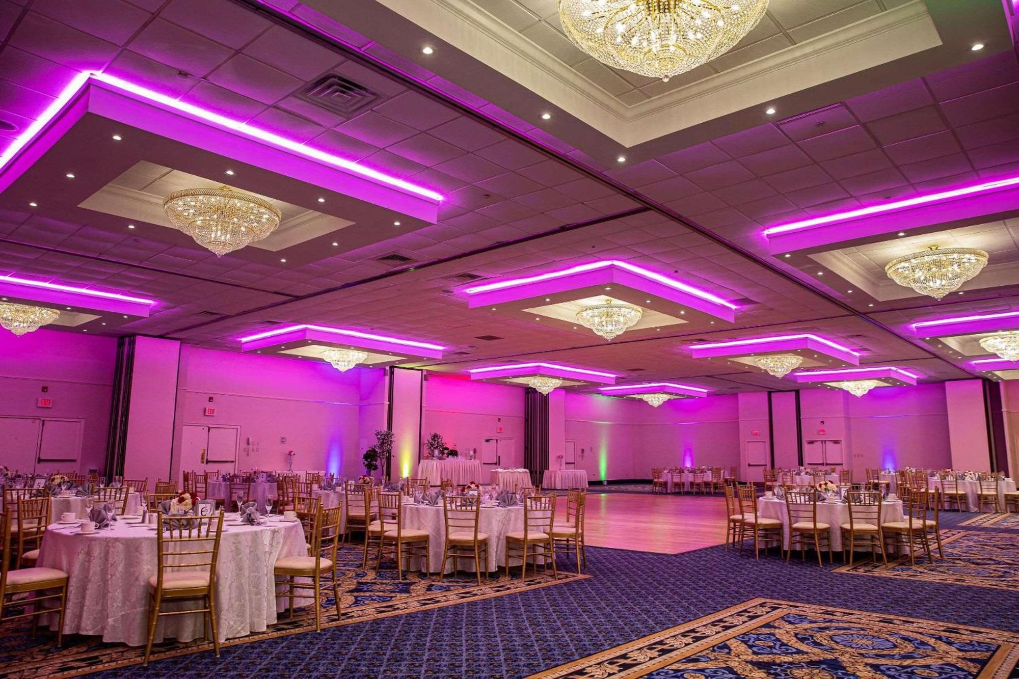 Radisson Hotel Philadelphia Northeast Trevose Exterior photo